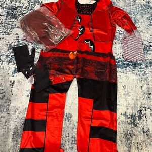Disney Descendants Rise of Red Red and Black Kids Costume Size 10/12 with wig